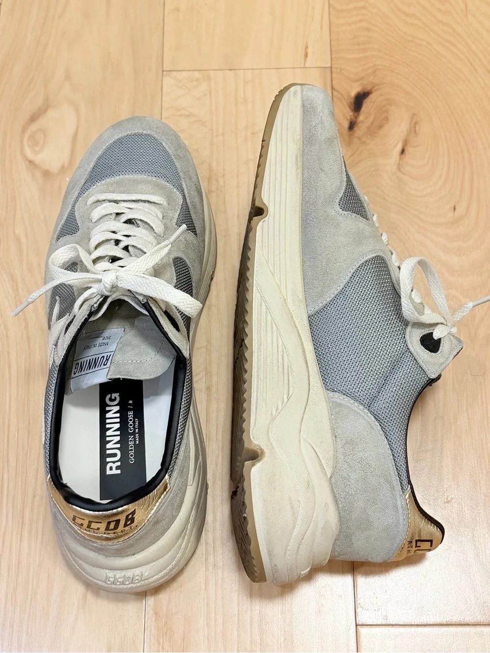 Golden Goose Men’s Running Sole Sneakers - Picture 8 of 11